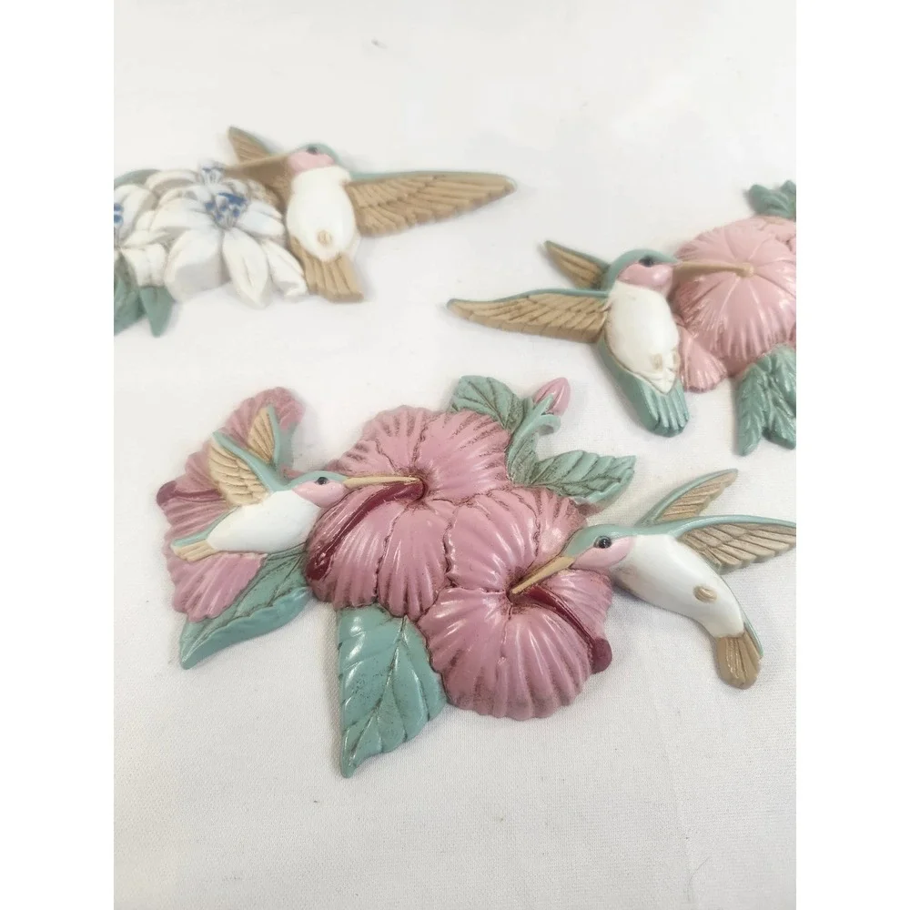 Vintage Burwood Hummingbird Floral Wall Plaques Set of 3 Pink White 1993 3303